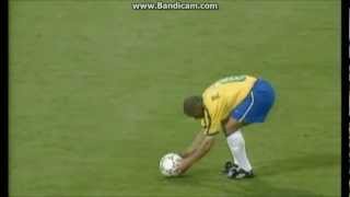 Roberto Carlos amazing free kick for Brazil [upl. by Guenevere916]