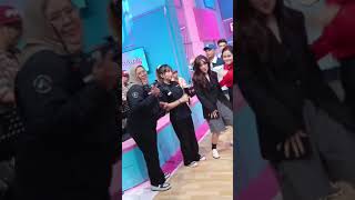 Ayu Tingting amp Vega Darwanti Joget di Brownis brownistranstv [upl. by Yetah]