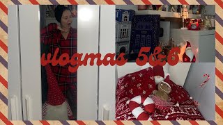 VLOGMAS 5amp6 christmas room tour [upl. by Libbey847]