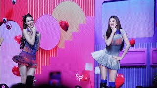 Fancam 171124 พี่ชอบหนูที่สุดเลย  อิงฟ้า ชาล็อต 1stFamMeetENGLOTinBKK [upl. by Most]