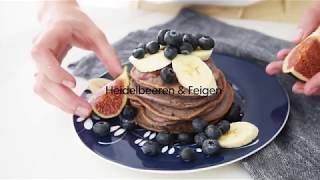 Claras Kitchen BlueberryPancakes ohne Mehl [upl. by Giddings]