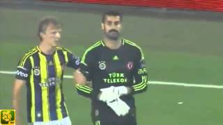 Volkan Demirel ve Sabrinin Kavgası 12052013 Derbi kavgası Volkan Sabriyi boğazlıyor [upl. by Sender741]