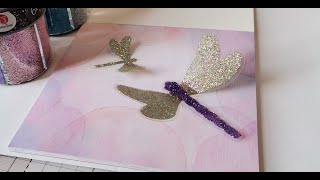 Beglitterte Libellen auf Klarsichtfolie kleben und ausschneiden diy glitter libelle 28032024 [upl. by Ennire]