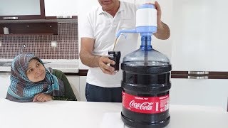 Coca Colaya DAMACANA Pompası Yaptık TAM BİR Hafta COLA İçtik HOWTO MAKE COCA COLA DISPENSER MACHINE [upl. by Anyt57]