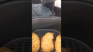 Air fryer Chicken breastHow to cook chicken in air fryerAir fryer recipesytshorts [upl. by Roxie]