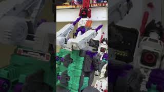 TRYPTICON vs METROPLEX g1transformers stopmotion 2017 [upl. by Fujio]