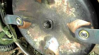 How to change a Victa Lawn Mower 4 Blade Part 4 [upl. by Atalee]