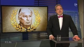 ALEXANDER GAULAND erhält die quotBRAUNE SOCKEquot von OLIVER KALKOFE [upl. by Geirk113]