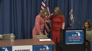 Gabby Giffords appears at a Hillary Scholten campaign event in Grand Rapids [upl. by Panayiotis467]