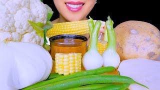 ASMR RAW FRESH VEGGIES PLATTER  ONION GREEN ONION GREEN BEANS JICAMA CORN CAULIFLOWER [upl. by Eeresed9]