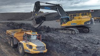 Volvo EC 700C Loading A60H Trucks [upl. by Assed]