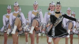 Majorettes DZIEWCZĘTA Z BUŁAWAMI  Drezdenko  Mażoretki  parade baton classic  Wschowa [upl. by Ahsekim]