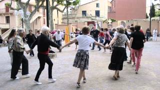 Sardane à Collioure 20052013 [upl. by Angadresma]