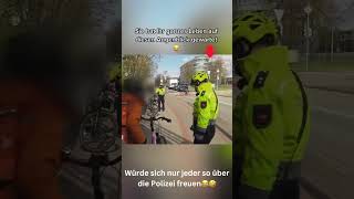 FahrradPolizei hält Lieferando an😂😂😂 [upl. by Daney36]