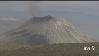 Tanzanie  le volcan Ol Doinyo Lengaï [upl. by Egni145]