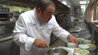 How To Make Chef Emeril Lagasses Famous Crab Cake [upl. by Lyndes]