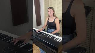 Sigue estas vocalizaciones para practicar el redondeo de vocales 🎹vocalizacion singinglessons [upl. by Nilkoorb756]