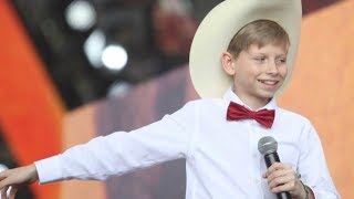 OFFICIAL VIDEO Yodeling Walmart Kid Coachella Performance 2018  Mason Ramsey Performs LIVE [upl. by Nylecaj427]