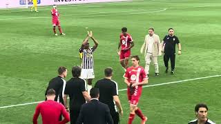 Ultima partita di Alex Sandro alla Juve uscita dal campo emozionato in lacrime Grazie Alex [upl. by Narad]