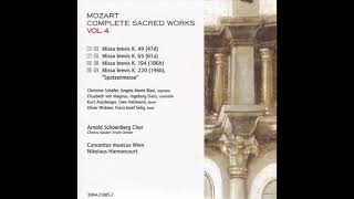 Mozart Missa brevis en Ut Majeur KV 220 196b Spatzenmesse [upl. by Gibbie]