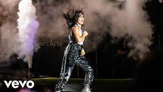 Lali  CALIENTE ft Pabllo Vittar en Mar Del Plata 2019 BRAVATOUR [upl. by Ekeiram]