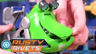 Rusty Rivets  Botasaur Goes Rogue  Toys for Kids [upl. by Erwin]