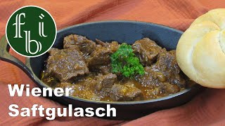 Gulasch nach Art eines Wiener Saftgulasch [upl. by Nutter]