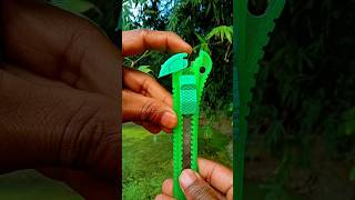 A new way to clean knives 💡camping bushcraft survival outdoors survivalbogura hack [upl. by Rheims]