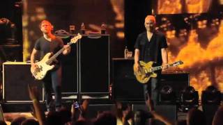 Foo Fighters Walk Live From iTunes Festival [upl. by Gardiner]