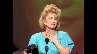 Barbara Mandrell Wins Favorite Country Female Artist  AMA 1987 [upl. by Ylrebme]