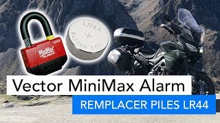 Vector MiniMax Alarm  Remplacer les piles LR44 [upl. by Enirhtak604]