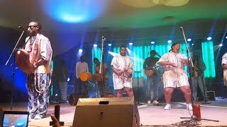 Jah Prayzah 🎤 Achiimba Jerusarema kuPakare Paye Arts Center KwaMtukudzi aidiwa nemafans zvekudaro🔥 [upl. by Dobrinsky]