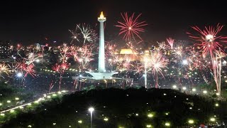 PESTA KEMBANG API TAHUN BARU 2024 Happy New Year kembang api termegah [upl. by Alyag]