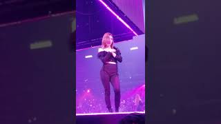 20190817 KCON LA LOONA  Intro Kim Lip foc  Butterfly [upl. by Maryann502]