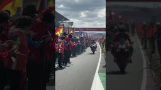 Guard of honor for Gino Rea  24h Motos [upl. by Meedan]