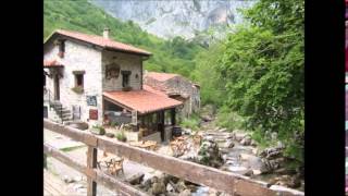 Asturias 5 Bulnes El Pueblo [upl. by Enyawed437]