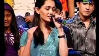 Rahman Stunted Performance By North Indian Girl Sings Tamil Song Movies share [upl. by Caspar]