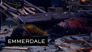 Emmerdale  The Woolpack Explodes As Meena Threatens Manpreet [upl. by Atsahs]