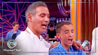 Pitingo canta con su hijo Manuel en las cocinas  MasterChef Celebrity 9 [upl. by Stine992]