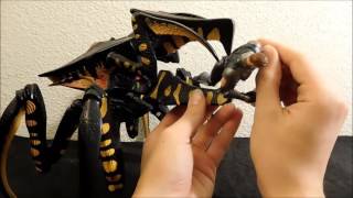 31 Horror Toys In 31 Days 21 STARSHIP TROOPERS ARACHNID Galoob [upl. by Eiggem]