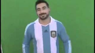 El Pocho Lavezzi grabando para la Copa América [upl. by Aknahs]