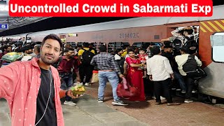 Uncontrolled Crowd in Gwalior Sabarmati Exp Journey [upl. by Rani]