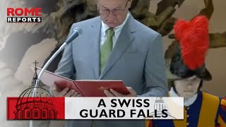 Swiss Guard falls during Popes GeneralAudience [upl. by Notxed]