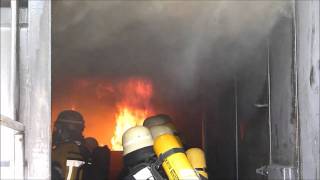 Feuerwehr Flashover Container Wemding HD [upl. by Ellak768]