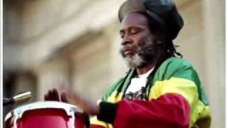 Burning Spear  Pick Up The Pieces live July 24 2010 [upl. by Sydel653]