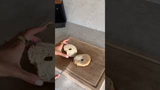 BREAKFAST BAGEL 🥯🫶🏻 breakfastbagel healthybreakfast easyrecipe breakfastideas trending ng [upl. by Randie421]