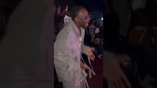 Dadju d’ambiance au concert de Singuila 🕺🏿🔥❤️dadjudjuna16 dadju singuila concert [upl. by Meir]