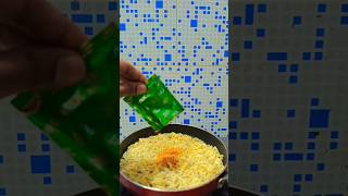 Aaj kal ke bacche foodshorts indiansnacks foodvlog indianstreetfood funny noodles comedy [upl. by Geminius698]