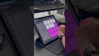 Sample based beat using Beatmaker 3 beatmaker3 beatmakingshorts beatsforrappers [upl. by Anos290]