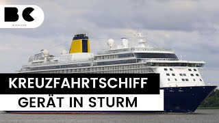 Kreuzfahrtschiff gerät in heftigen Sturm 100 Verletzte [upl. by Crowe780]